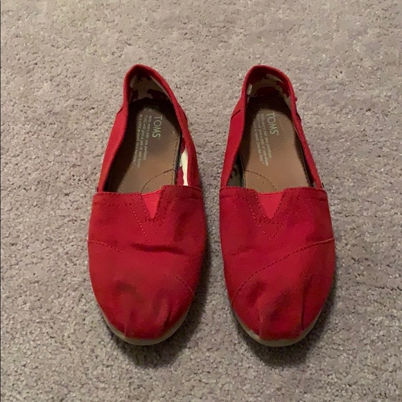 Red Toms Shoes - Picture 1 of 7